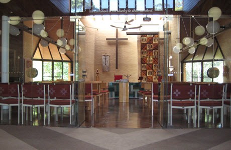 La capilla de Camden Theological Library La capilla de Camden Theological Library